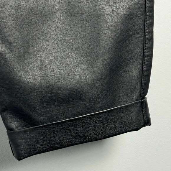 LYNNE high Waist trousers | Baggy pants in leather look - Picture 10 of 16